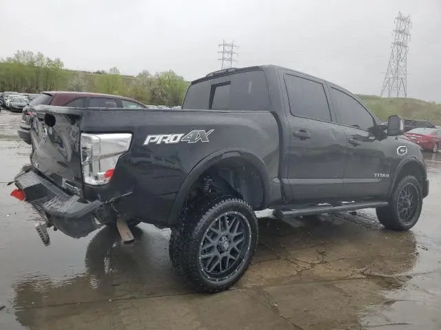 2017 NISSAN TITAN SV  