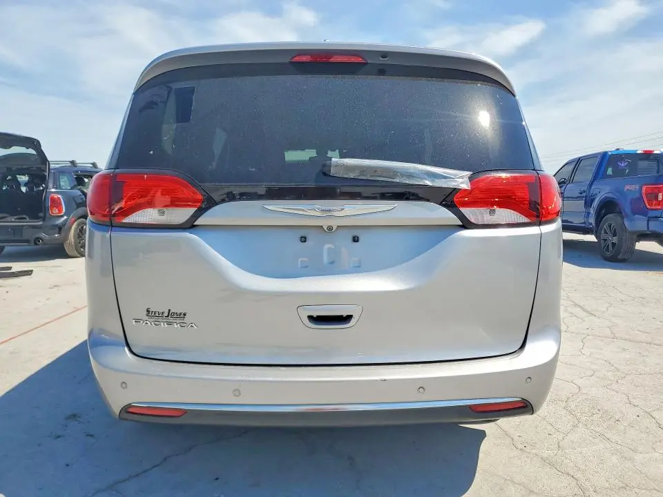 2017 CHRYSLER PACIFICA TOURING L  
