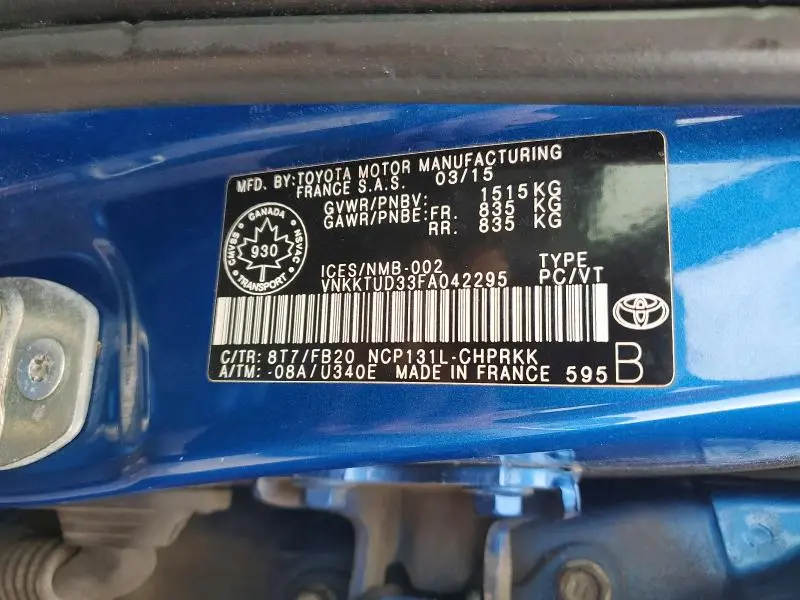 2015 TOYOTA YARIS 5-DOOR L  