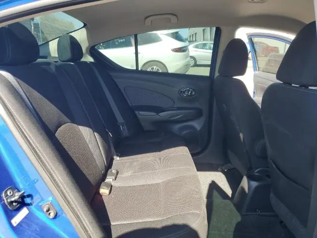 2015 NISSAN VERSA S  