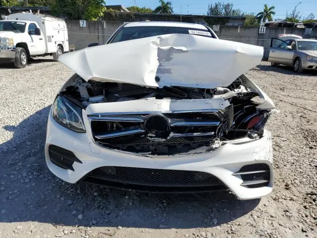 2019 MERCEDES-BENZ E 300  
