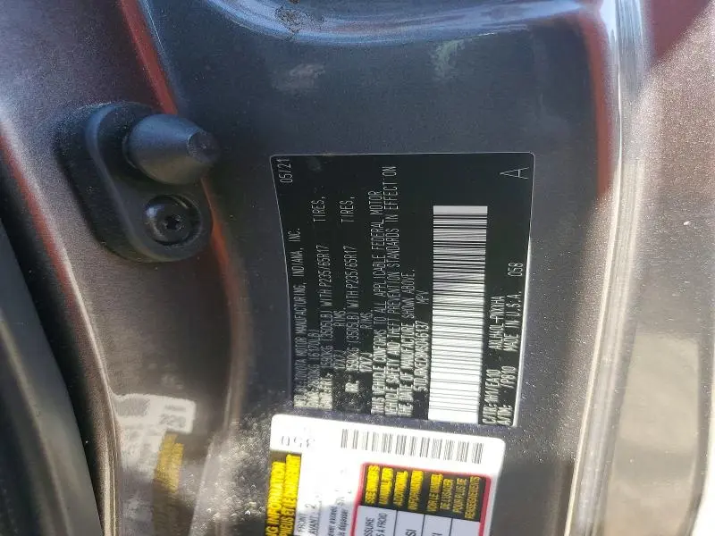 2021 TOYOTA SIENNA XLE  