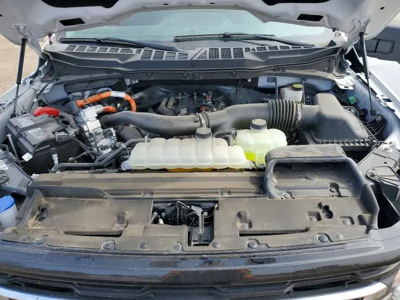 2024 FORD F150 XLT  