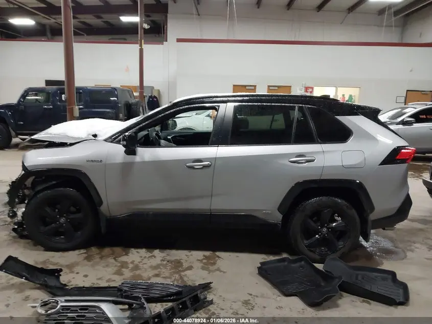 2021 TOYOTA RAV4 HYBRID XSE