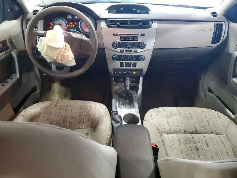 2010 FORD FOCUS SE  
