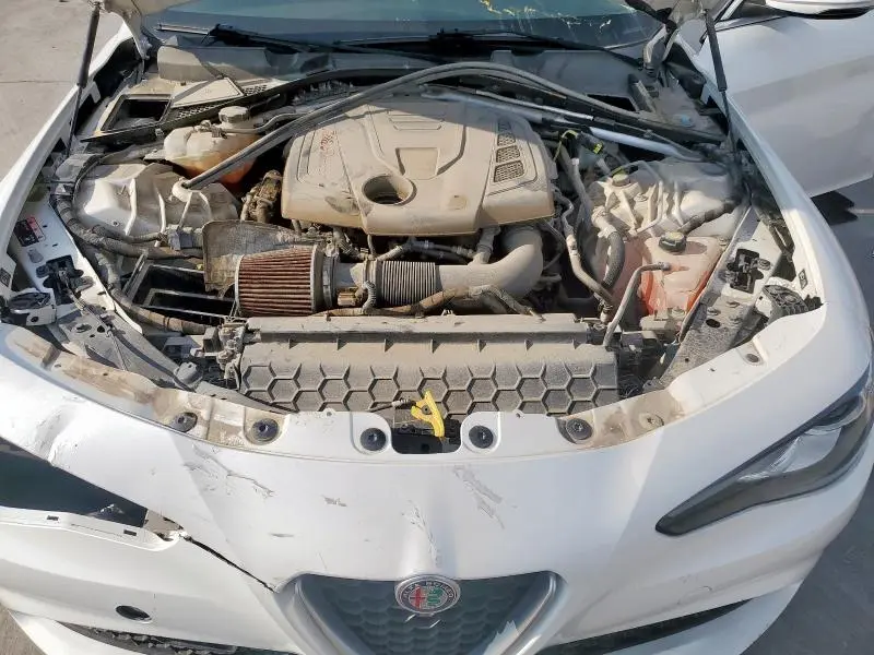2017 ALFA ROMEO GIULIA TI  
