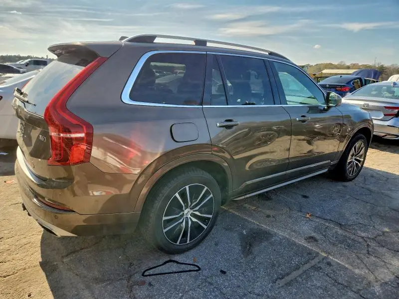 2017 VOLVO XC90 T6  