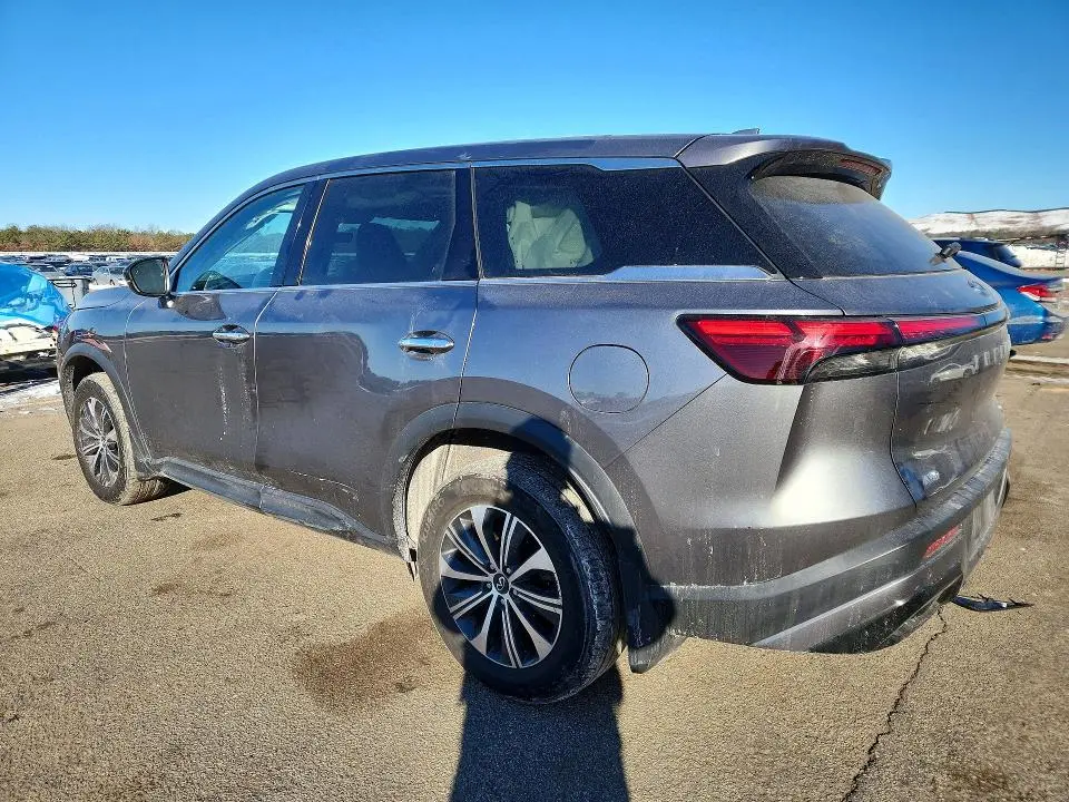 2023 INFINITI QX60 PURE  
