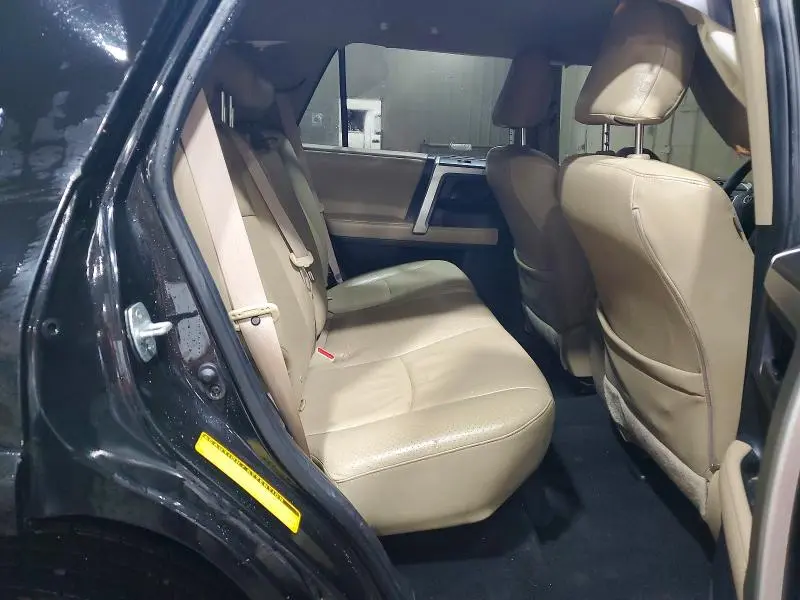 2012 TOYOTA 4RUNNER SR5  