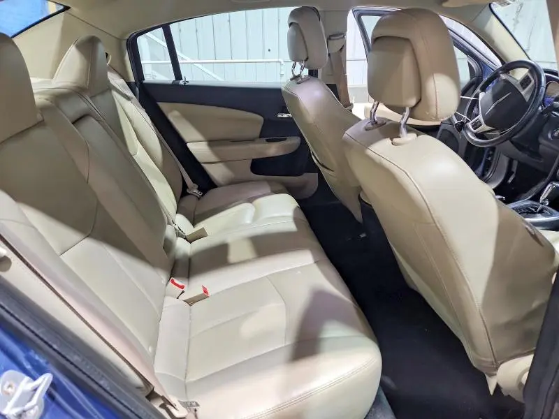 2011 CHRYSLER 200 LIMITED  
