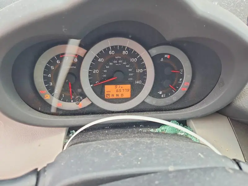 2011 TOYOTA RAV4 BASE  