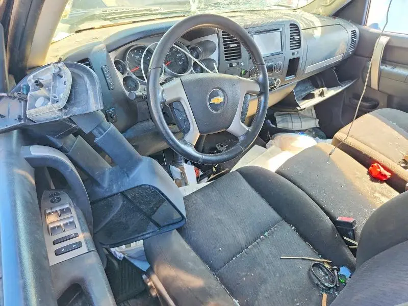 2011 CHEVROLET SILVERADO K2500 HEAVY DUTY LT  