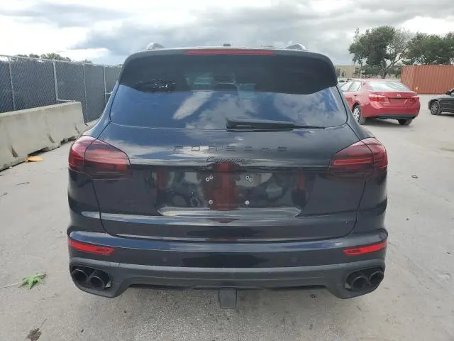 2017 PORSCHE CAYENNE S  