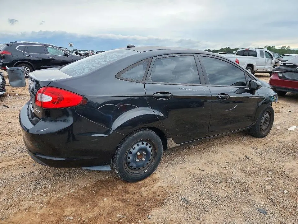 2013 FORD FIESTA S  