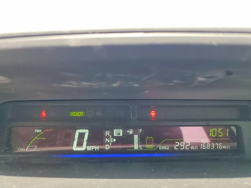 2014 TOYOTA PRIUS V TWO  