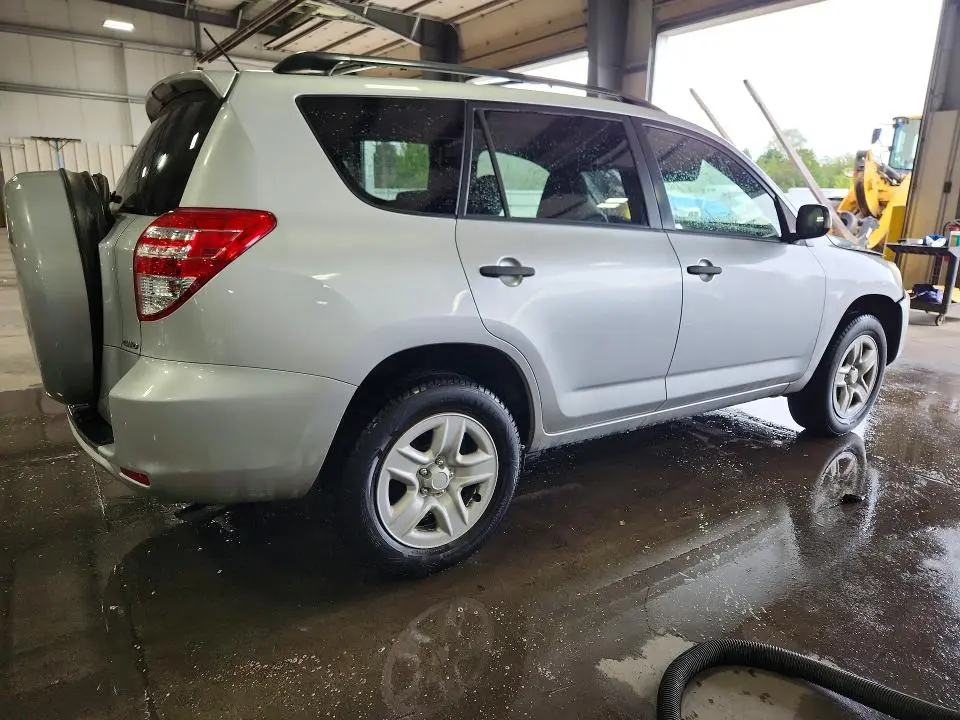 2010 TOYOTA RAV4 BASE  