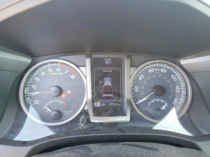 2019 TOYOTA TACOMA SR5 V6  