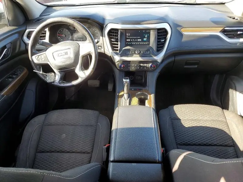 2017 GMC ACADIA SLE  