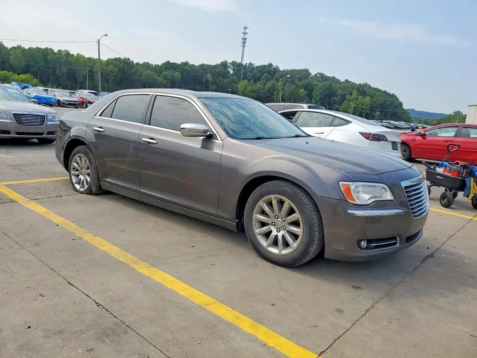 2014 CHRYSLER 300   