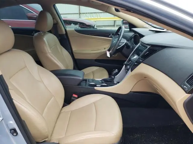 2011 HYUNDAI SONATA SE