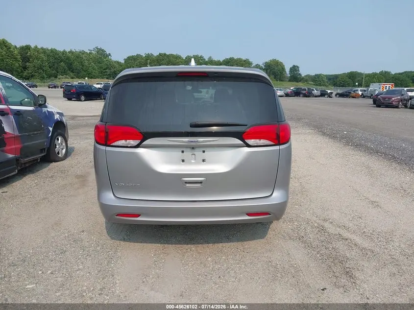 2020 CHRYSLER VOYAGER LX