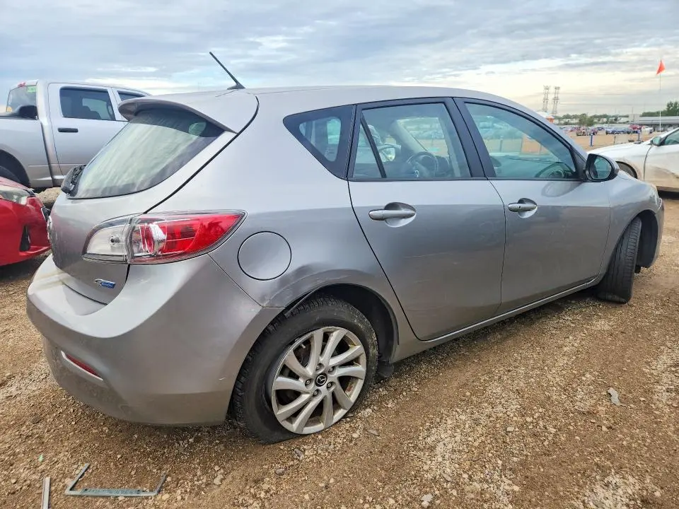 2013 MAZDA 3 I  