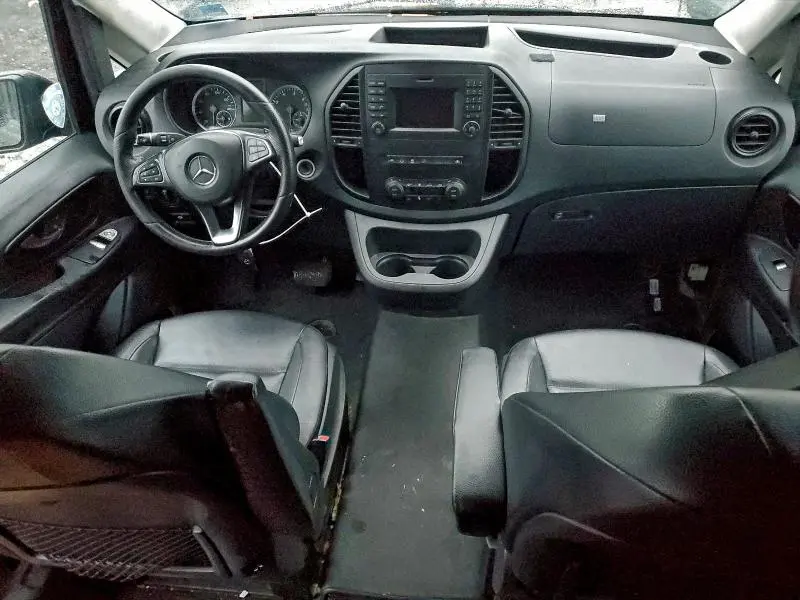 2018 MERCEDES-BENZ METRIS   