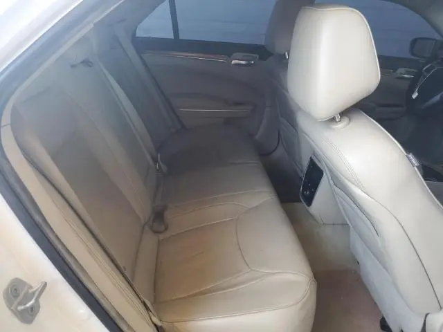 2013 CHRYSLER 300C   