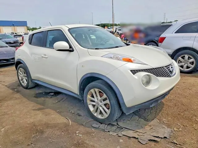2013 NISSAN JUKE S  