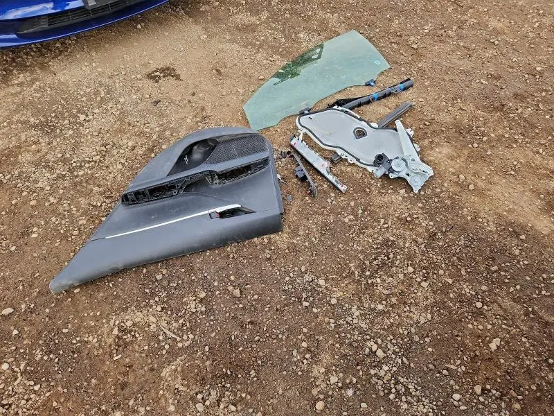 2019 TOYOTA CAMRY HYBRID  