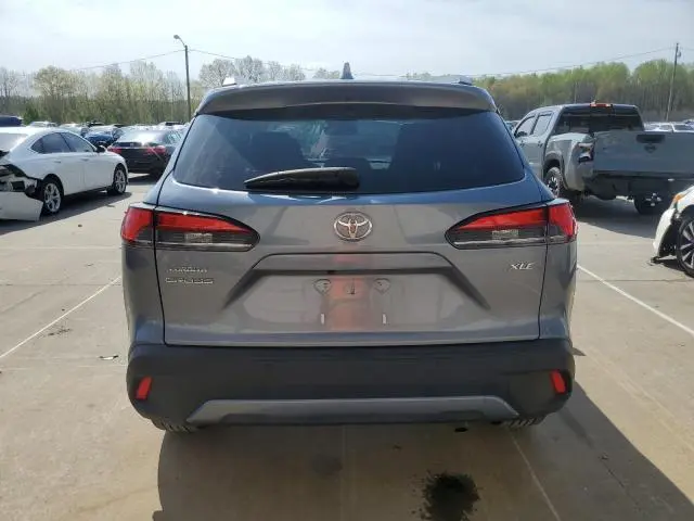 2023 TOYOTA COROLLA CROSS XLE  