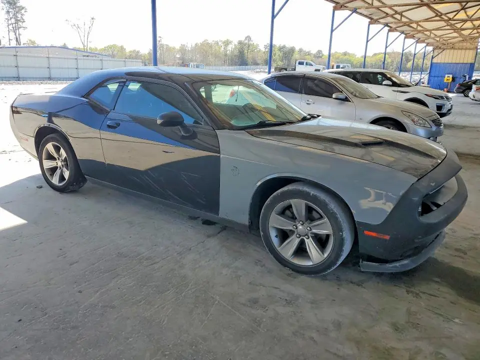 2019 DODGE CHALLENGER SXT  