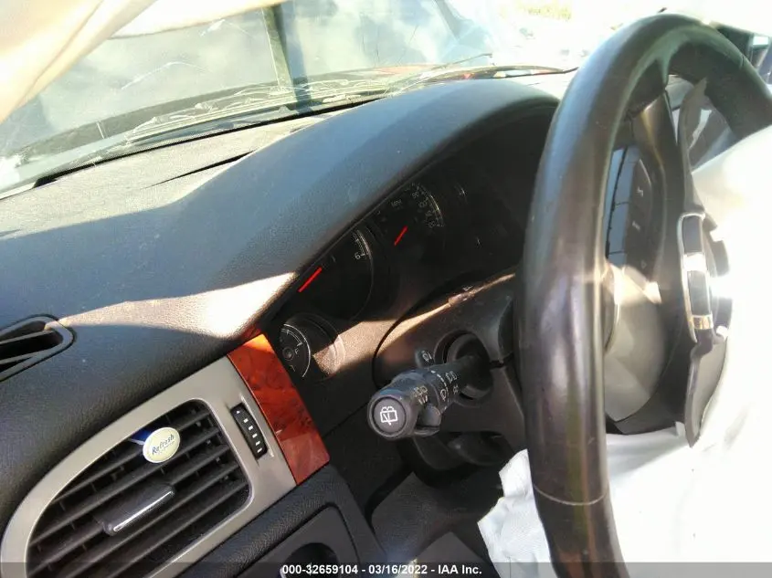 2013 CHEVROLET SUBURBAN 1500 LTZ