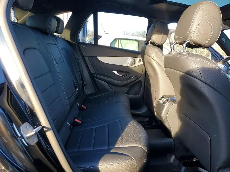 2021 MERCEDES-BENZ GLC 300 4MATIC  