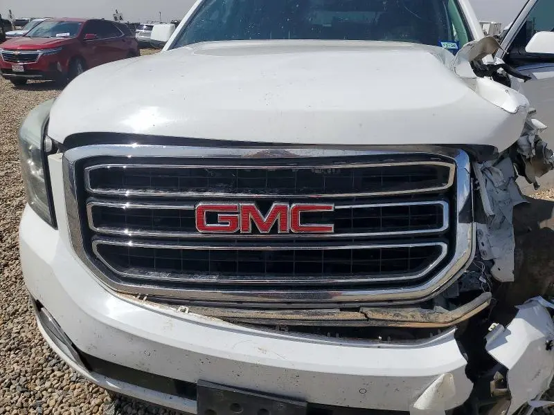 2017 GMC YUKON XL K1500 SLT  