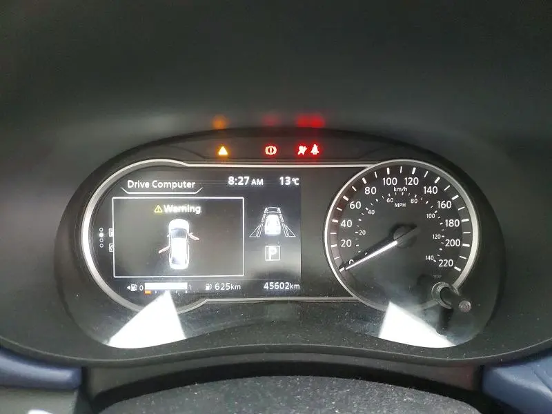 2024 NISSAN VERSA SV  