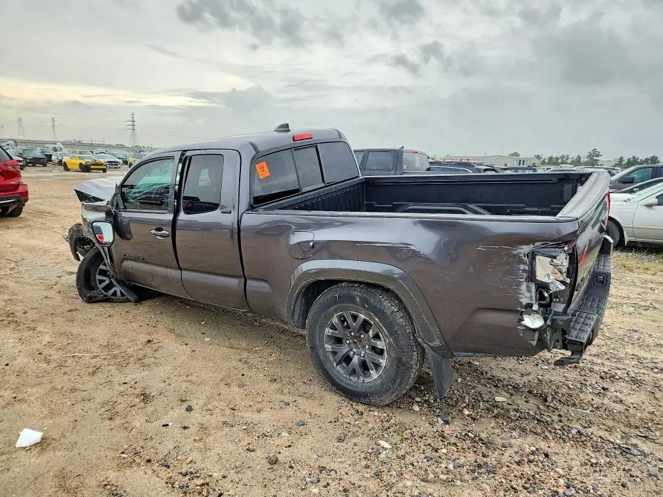 2023 TOYOTA TACOMA SR5 V6  