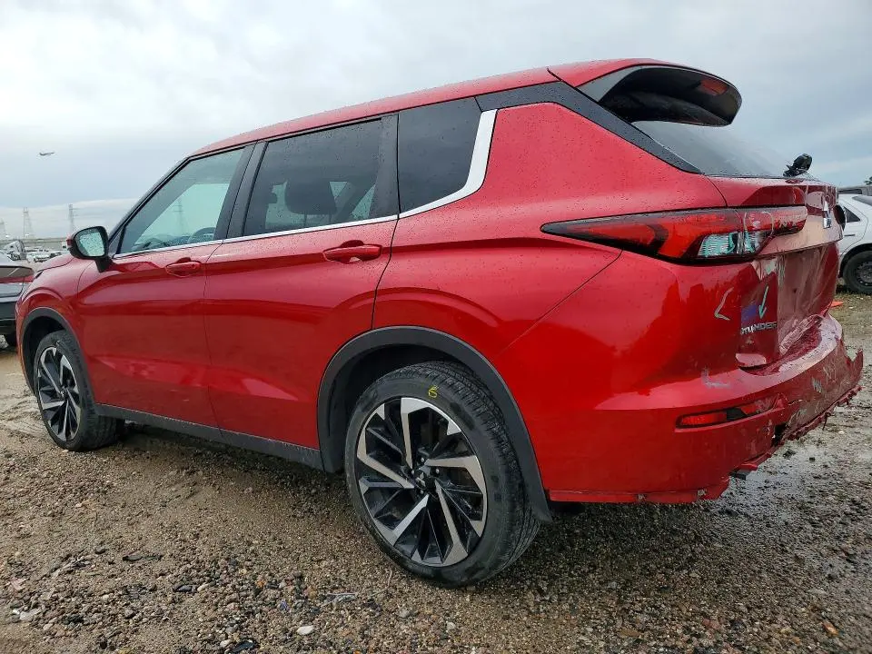 2022 MITSUBISHI OUTLANDER   