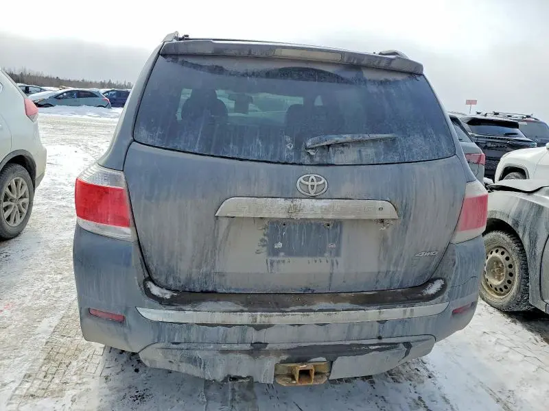 2011 TOYOTA HIGHLANDER LIMITED  