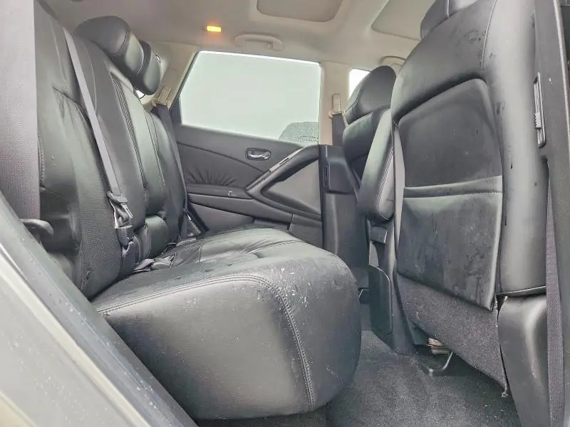 2010 NISSAN MURANO S  