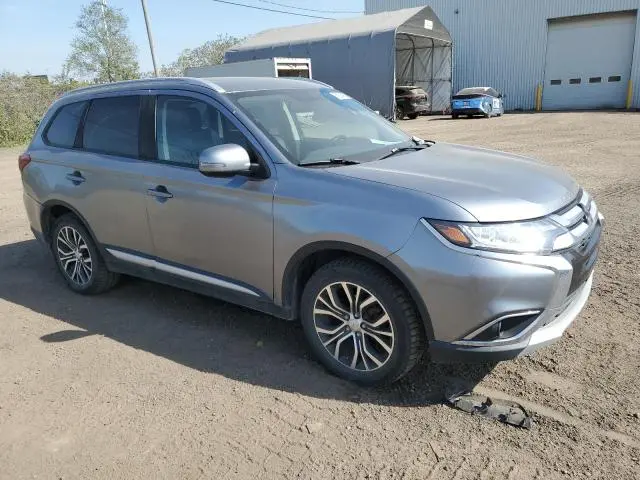 2016 MITSUBISHI OUTLANDER ES  