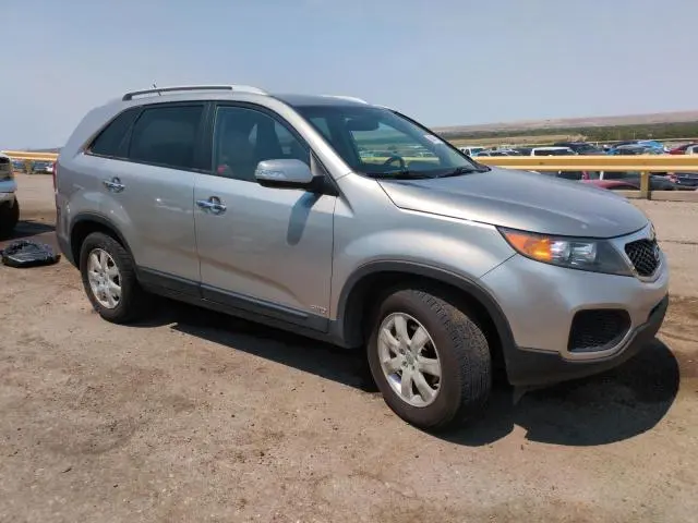 2013 KIA SORENTO LX  