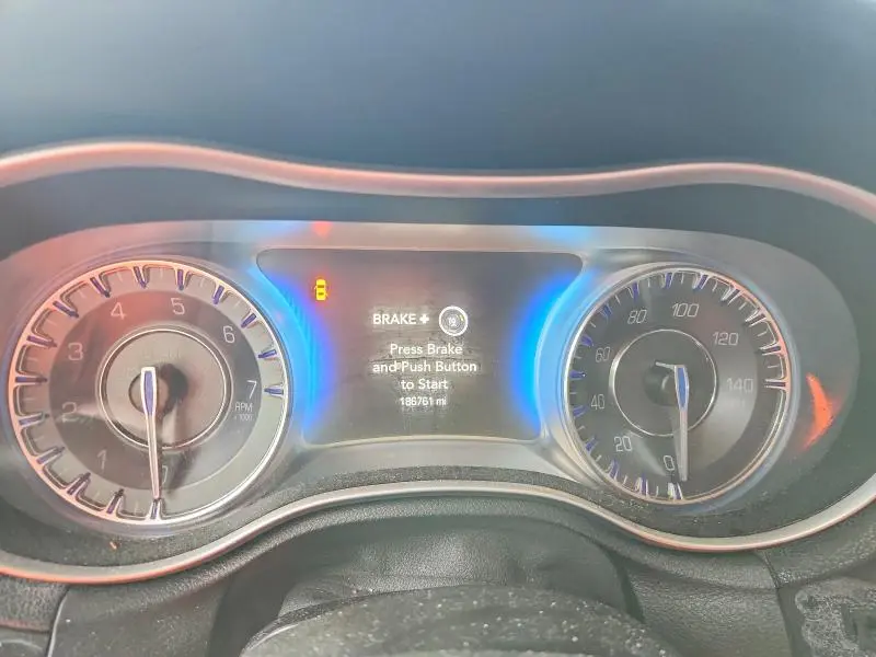 2015 CHRYSLER 300 LIMITED  