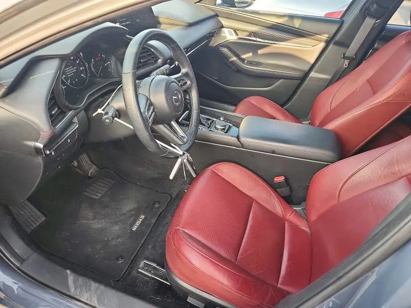 2022 MAZDA 3 PREFERRED  
