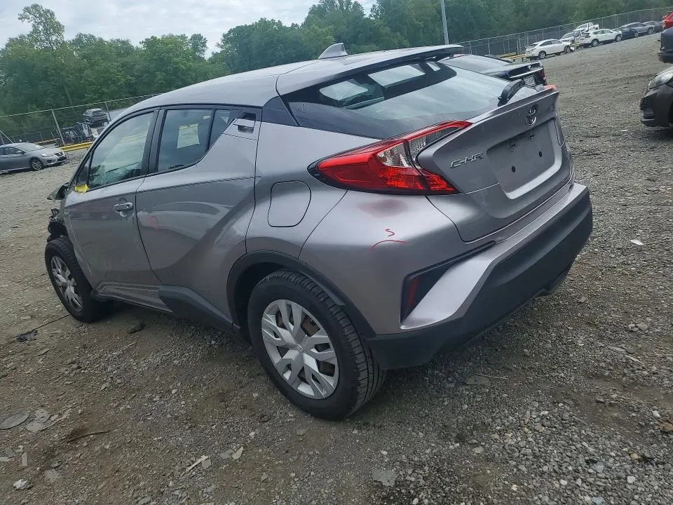 2020 TOYOTA C-HR LE  