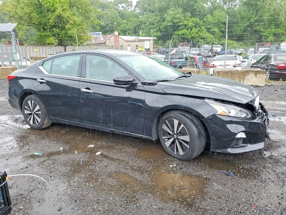 2020 NISSAN ALTIMA SL  