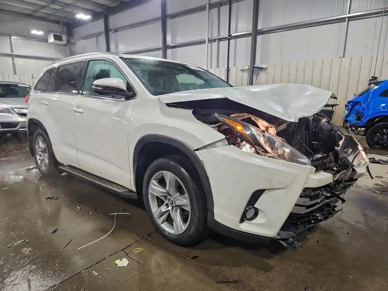 2017 TOYOTA HIGHLANDER LIMITED  