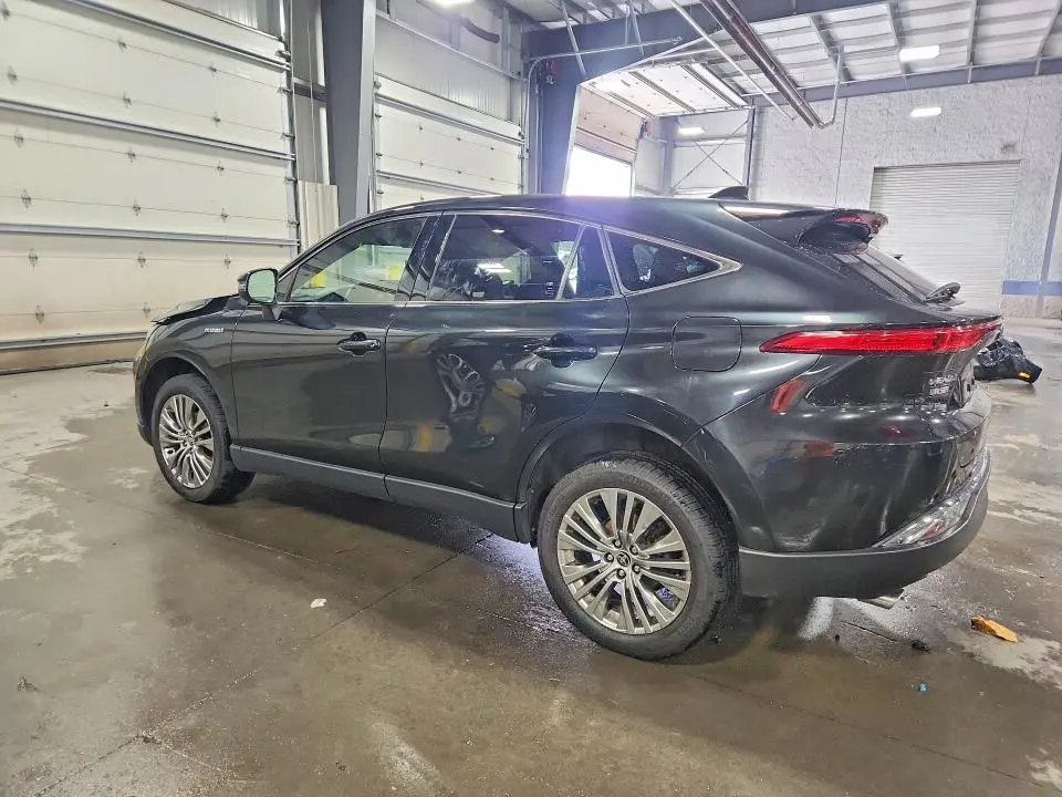 2021 TOYOTA VENZA LIMITED  