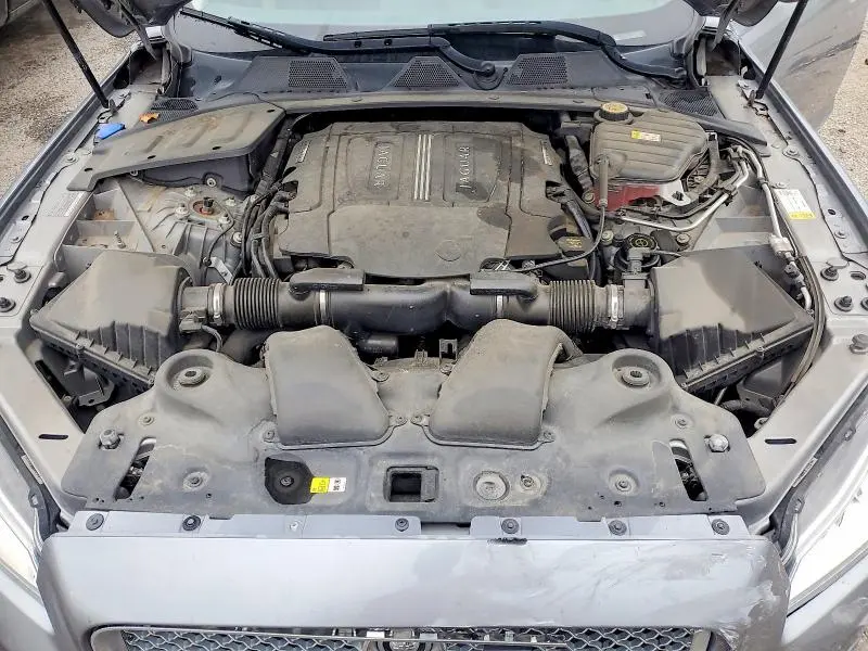 2013 JAGUAR XJ   