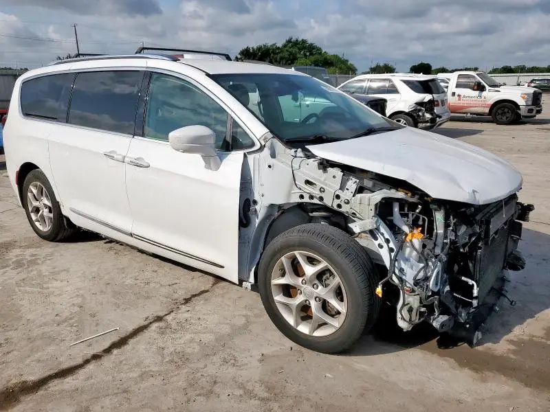 2018 CHRYSLER PACIFICA TOURING L PLUS  